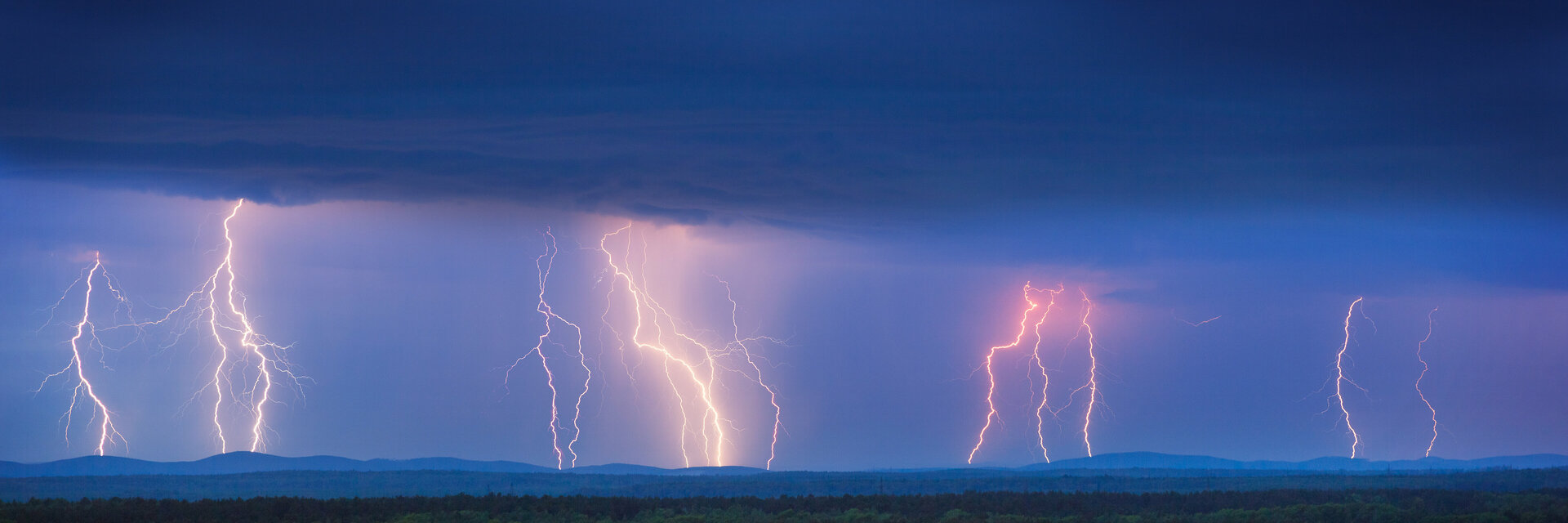 Gewitter bei Nacht